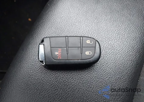 2020 Jeep Compass Latitude 4X4 from USA, damaged, VIN 3C4NJDBB3LT160583